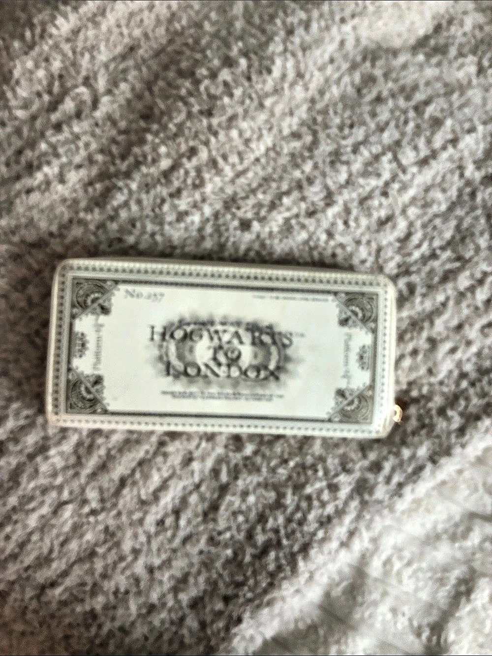 Official Wizarding World Hogwarts Ticket Wallet White & Gold